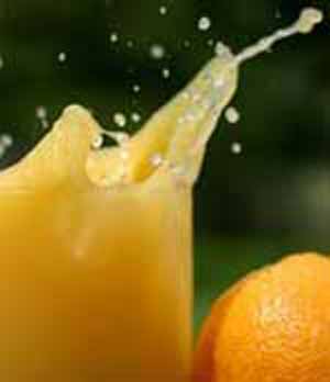 آب پرتقال بنوشید