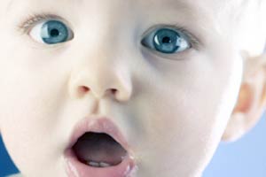۲ تا ۳ سالگی شکل گیری نخستین پایه های جهان بینی کودک