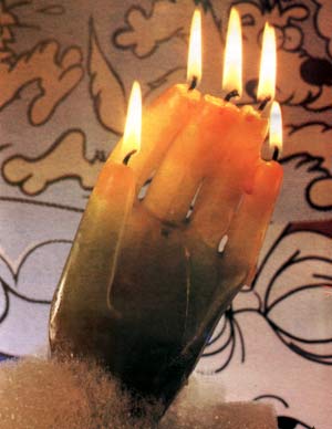 شمع بی‌نظیر و زیبا همانند یک دست