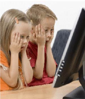 بچه ها در بزرگراه اینترنت