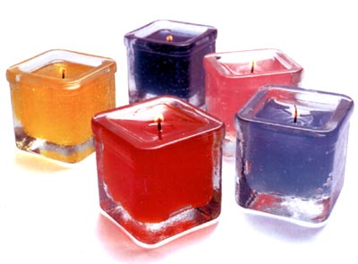 شمع‌های ژله‌ای مربع در رنگ‌های مختلف