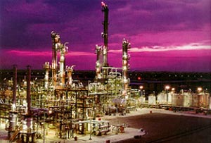 صنعت نفت, نیازمند توسعه متوازن