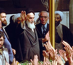 انقلاب اسلامی؛ پایه گذار نظم نوین
