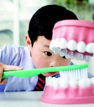 بهداشت دهان و دندان کودکان و نوجوانان