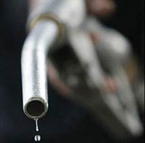 اهداف سهمیه بندی بنزین در مسیر فراموشی