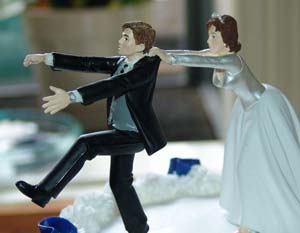 چرا مردان از ازدواج فرار می‌کنند؟