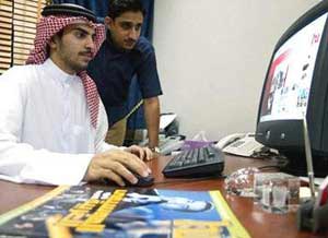 بحرینی ها آزدی را با وبلاگ فریاد می زنند