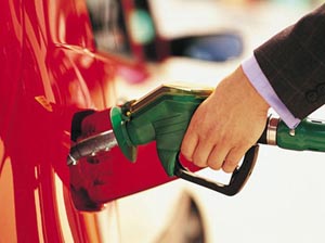 تاملی بر افزایش قیمت بنزین