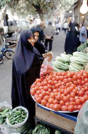 کار خانگی مبنای مشترک سرمایه سالاری و مردسالاری