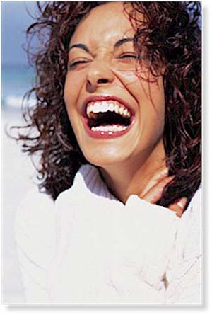 خندیدن قدرت مقابله با درد را افزایش می دهد