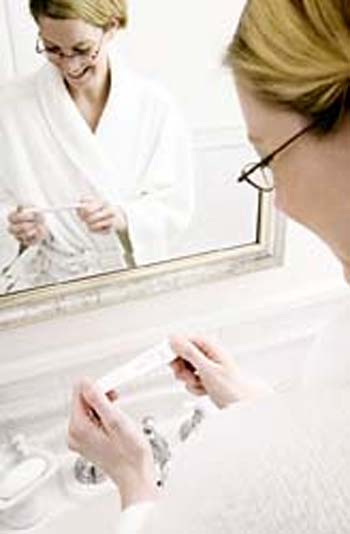 آزمایشات و معاینات ضروری برای خانمها