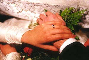 سایه قید و بندهای بی اساس بر ازدواج جوانان