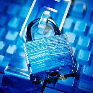 حفاظت از اطلاعات محرمانه در هنگام استفاده از خدمات آنلاین مالی و اعتباری