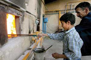 کودکان کار؛ بی‌پناهان جامعه