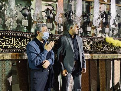 فیلم| استقبال احمدی‌نژاد از گرفتن عکس یادگاری با مردم