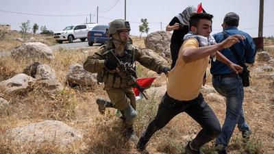 گزارش‌ها از کرانه باختری از زخمی شدن ۵۰ فلسطینی خبر دادند
