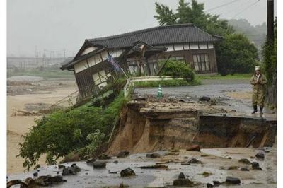 بارش‌های سیل‌آسا و رکورد گرم‌ترین بهارِ ژاپن در ۱۲۵ سال گذشته