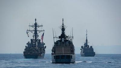 رزمایش ۱۰ روزه ناوگان پنجم دریایی آمریکا و امارات در خلیج فارس