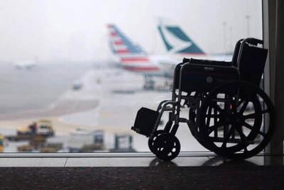 شرکت‌های هواپیمایی و ریلی از فروش بلیت نیم بها به معلولان طفره می‌روند