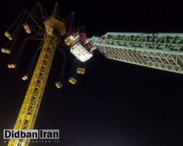 نجات ۵ شهروند کرجی از تاب زنجیره ای ۲۵ متری در بوستان نژادفلاح