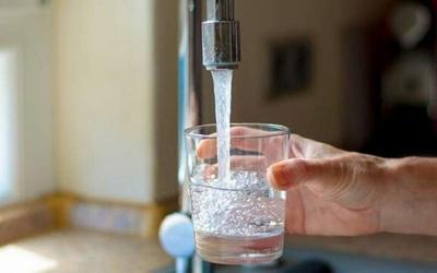 سخنگوی صنعت آب کشور: آلوده شدن آب شرب کشور به وبا کذب است