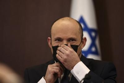نخست‌وزیر اسرائیل از دنیای سیاست کناره‌گیری کرد