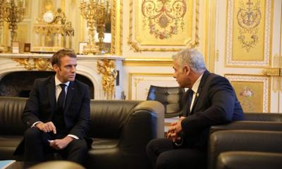 سفر نخست‌وزیر اسرائیل به فرانسه برای درخواست اعمال فشار به ایران