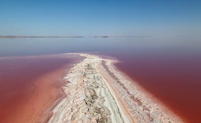 (تصاویر) وضعیت قرمز دریاچه ارومیه