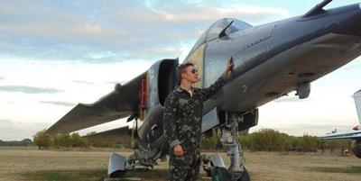 (تصاویر) خلبان تک‌خال اوکراین کشته شد