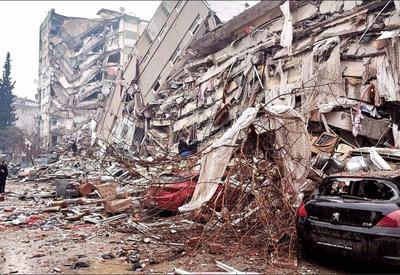تعداد کشته‌های زلزله ترکیه به ۹ هزار و ۵۷ نفر رسید