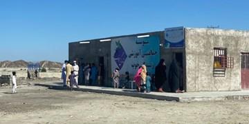 20 روز کمک مومنانه جهادی‌ها به مناطق سیل‌زده سیستان/ کتابخانه‌ای که مرکز خیرات شد