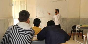 صحرایی: کتب‌ درسی با کمک دانش‌آموزان اصلاح می‌شود