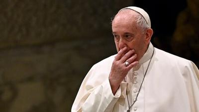 درخواست پاپ از کسانی که فرزند همجنس‌گرا دارند