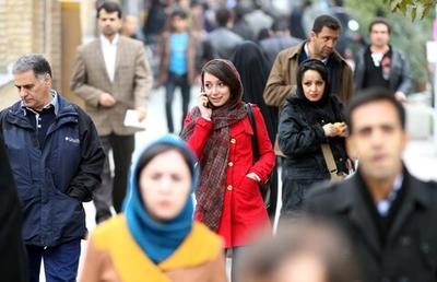 ببینید | کارشناس تلویزیون: جمهوری اسلامی اگر بگوید روسری را بردارید ... | حجاب اجباری در ایران نداریم