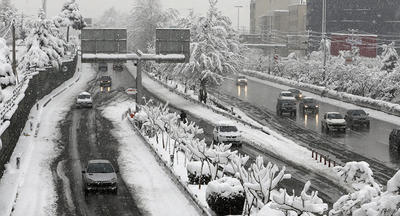 آخرین خبر از تاثیر برف بر معابر تهران |  درخواست‌های بازگشایی معابر را به ۱۳۷ گزارش دهید
