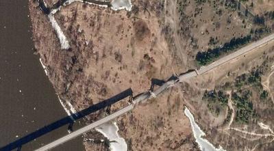 تصاویر حمله دقیق روسیه به محل عبور ارتش اوکراین از روی یک پل