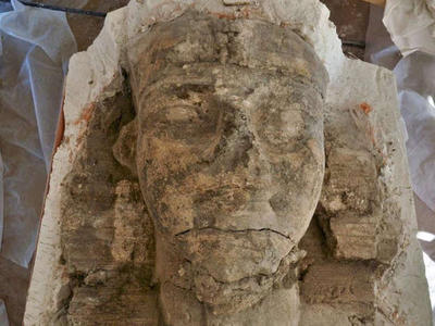 کشف دو مجسمه ابوالهول در مصر