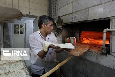 معاون استاندار تهران: با گرانفروشی و کیفیت پایین نان برخورد قانونی می‌شود