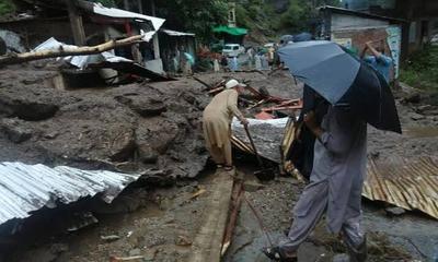 شمار قربانیان بارندگی‌های اخیر پاکستان به ۷۷ نفر رسید