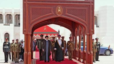 برگزاری مراسم استقبال رسمی سلطان عمان از آیت الله رئیسی