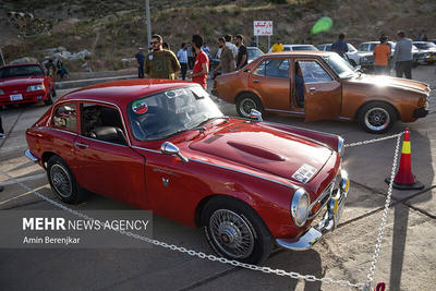 تصاویر | گزارشی ویژه برای دلسپرده‌های خودرو؛ همایش خودروهای کلاسیک در شیراز
