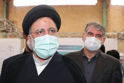 ببینید | رونمایی از هواپیمای ۴ نفره ایرانی در حضور رئیسی