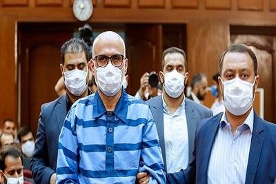 نقض رأی محکومیت اکبر طبری صحت ندارد/ رسیدگی مجدد برای دو اتهام