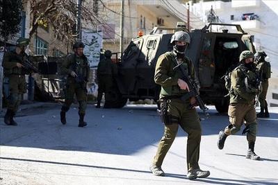 یورش نظامیان صهیونیست به «الخلیل» و «قلقیلیه» در کرانه باختری
