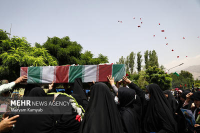 مراسم تشییع دو شهید گمنام در باشگاه انقلاب تهران