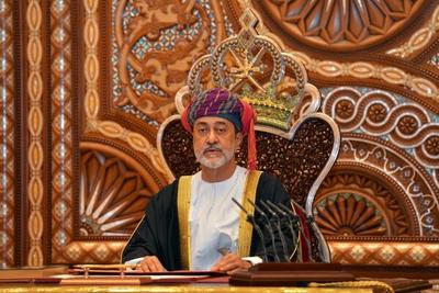 سلطان عمان از شاه اردن برای سفر به مسقط دعوت کرد