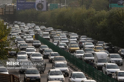 تلاش نافرجام برای کنترل ترافیک اول مهر/ مرهمی برای درد تهران پیدا نشده است