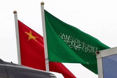عربستان و چین «توافقنامه همکاری راهبردی جامع» به امضا رساندند