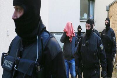 آلمان: ضربه سنگینی به گروه های مسلح  شهروندان رایش وارد کردیم