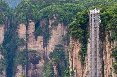 ویدیویی دیدنی از بلندترین آسانسور جهان در چین